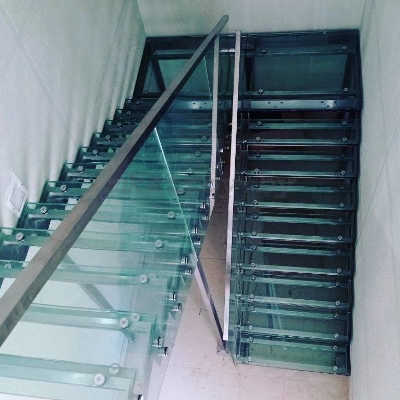 019 Ограждение со стеклом